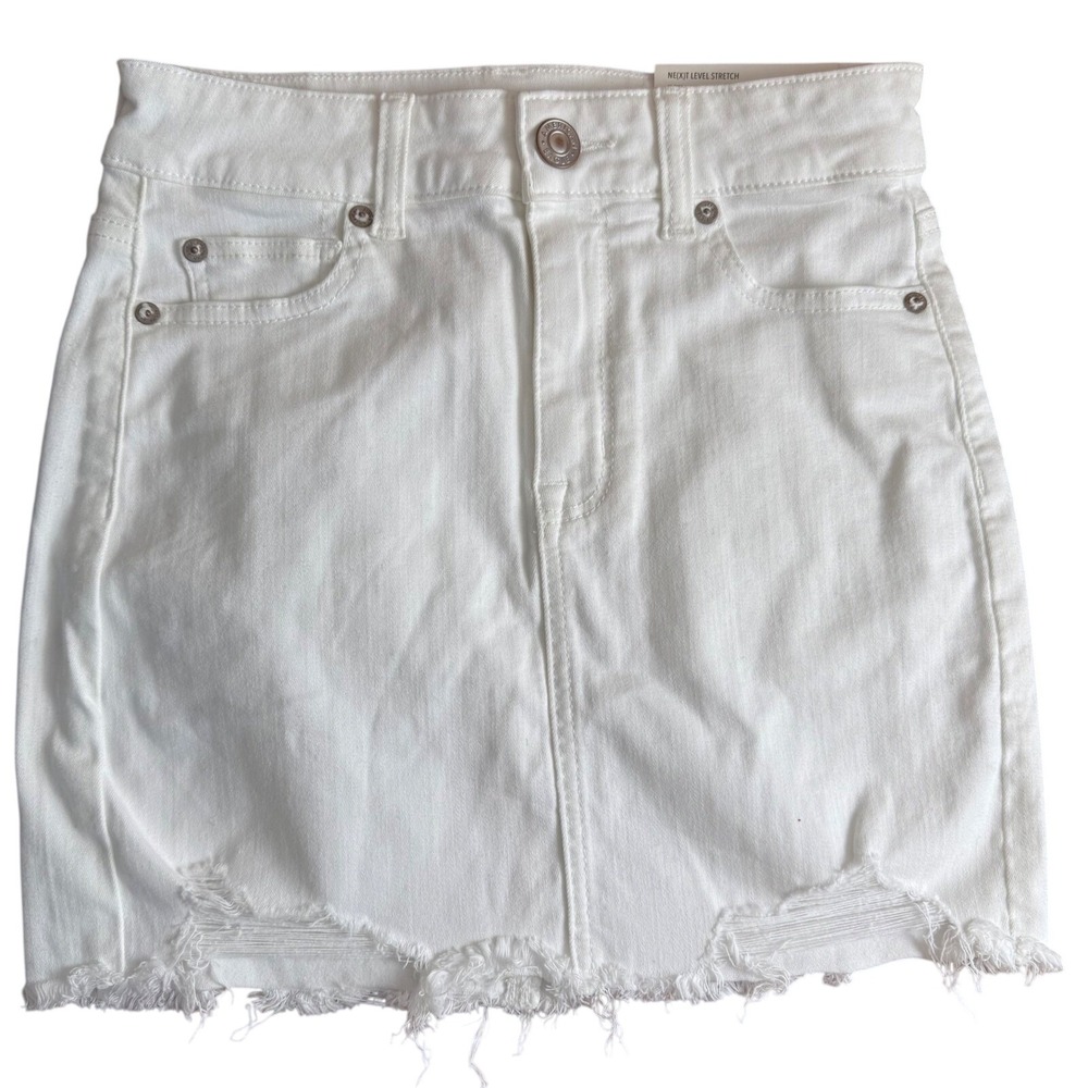 American Eagle White Hi Rise Mini Denim Skirt Distressed Raw‎ Hem Size 0